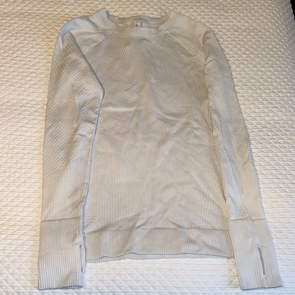 Lululemon white long sleeve athletic top